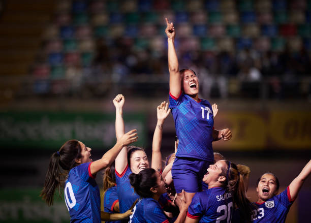 球率略高于 球率略高于